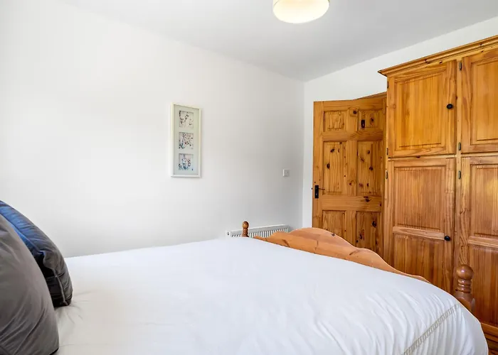 Sea For Miles Renvyle