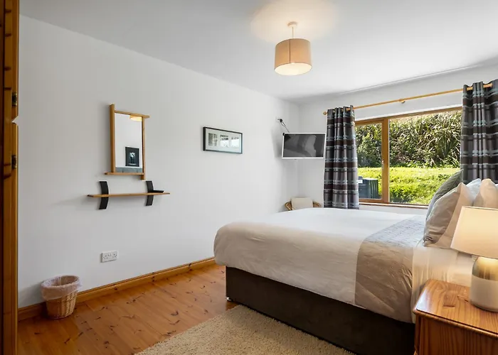 Sea For Miles Renvyle